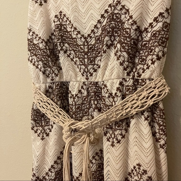 VENUS Belted Maxi Dress - Picture 5 of 14